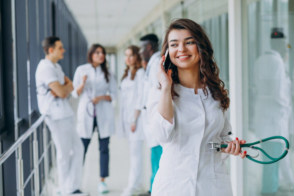 What qualifications are required to become a nurse